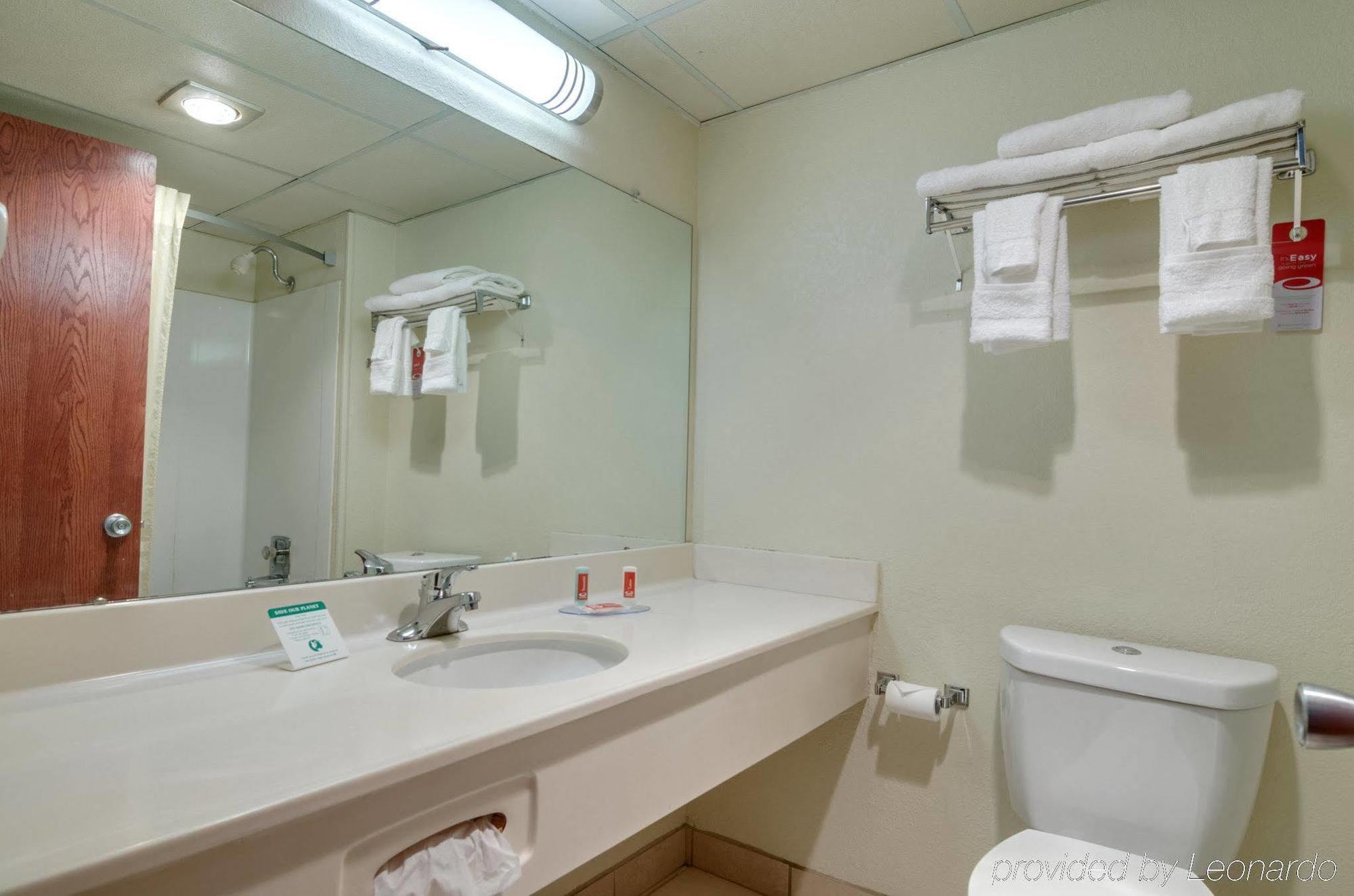 Americas Best Value Inn Salina Exterior foto